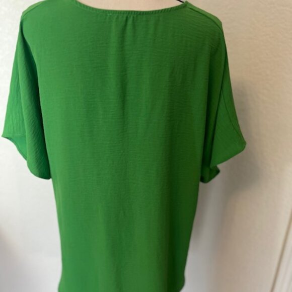 ChicSoul Green Oversized Knot Front T Shirt- Size XL - Picture 4 of 7